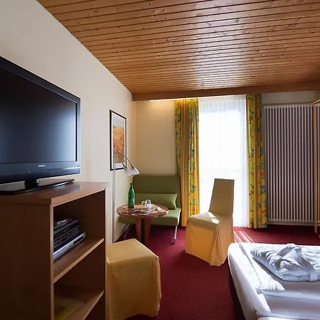Hotel Elegant 3*