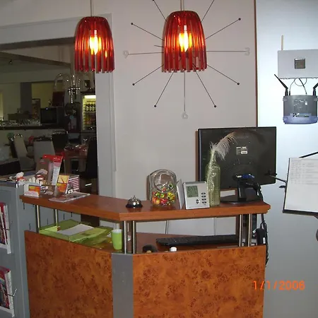 ホテル Elegant 3*